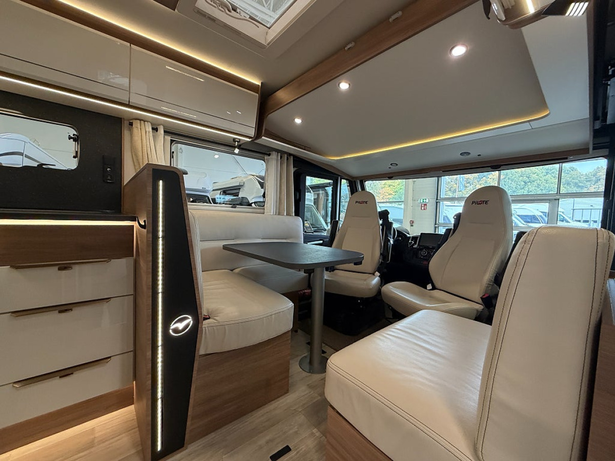 Pilote G 740 C Evidence *Automat*Queenbed*ALDE*, bild 6 av 20