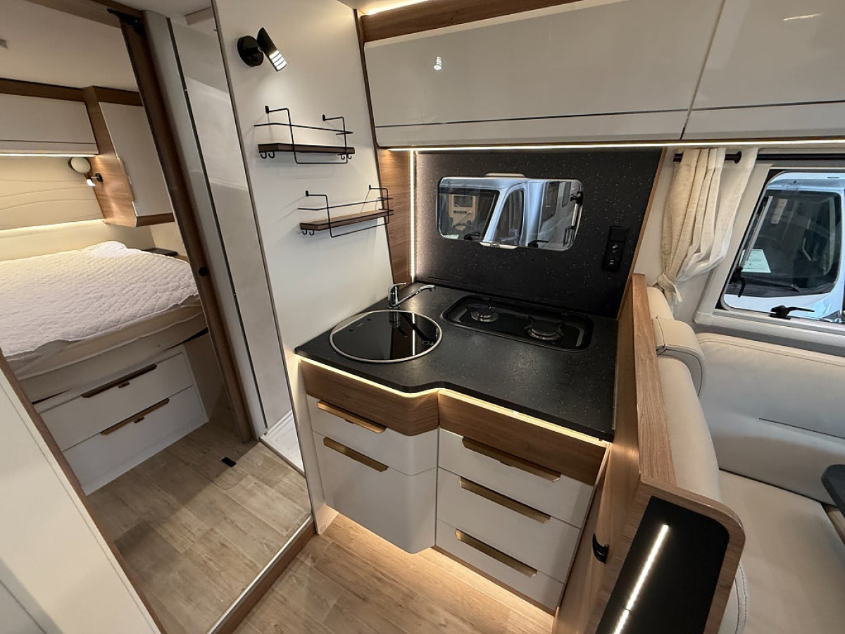 Pilote G 740 C Evidence *Automat*Queenbed*ALDE*, bild 9 av 20