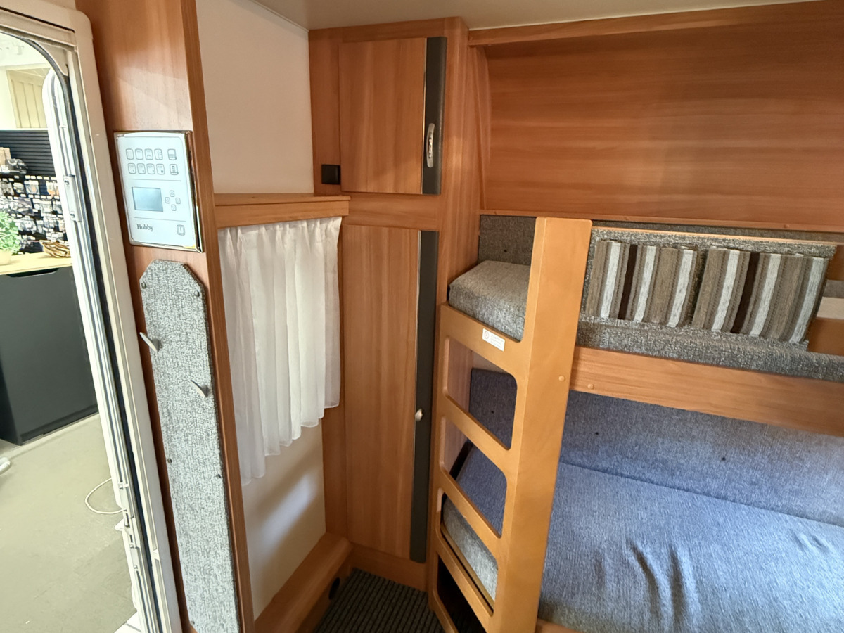 Hobby 560 KMFE DE LUXE, bild 16 av 17