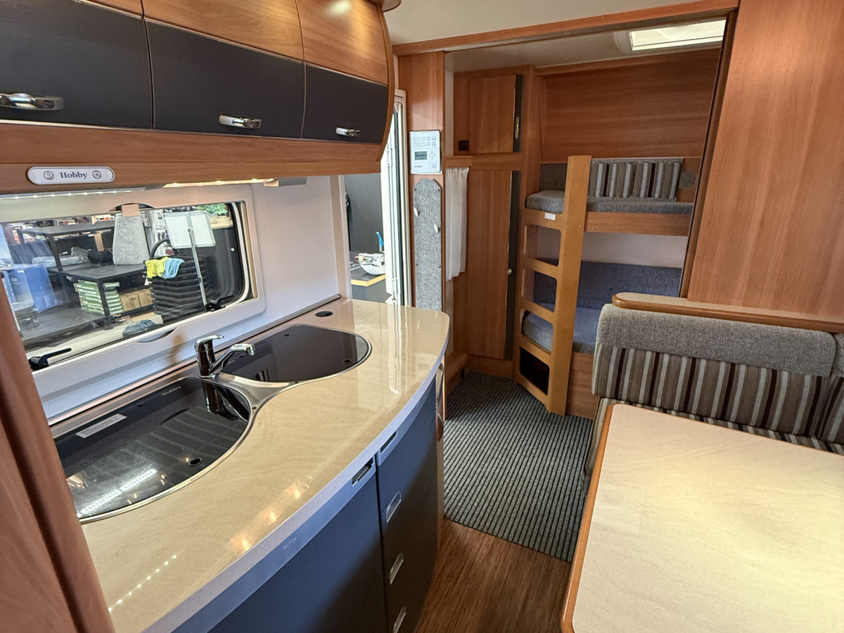Hobby 560 KMFE DE LUXE, bild 14 av 17