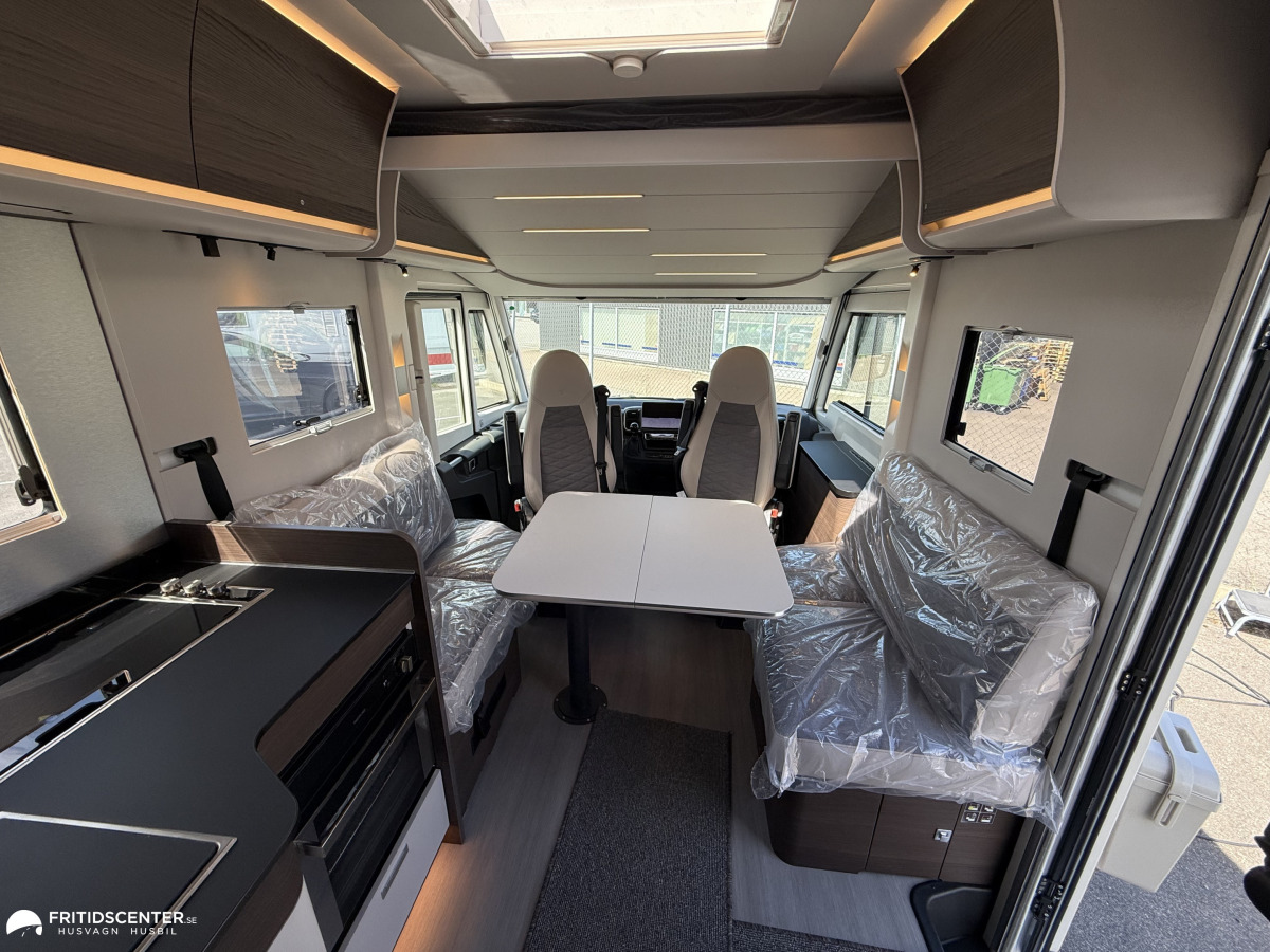 Adria SONIC SUPREME 700 DL /180 HK *INKOMMANDE*, bild 3 av 30