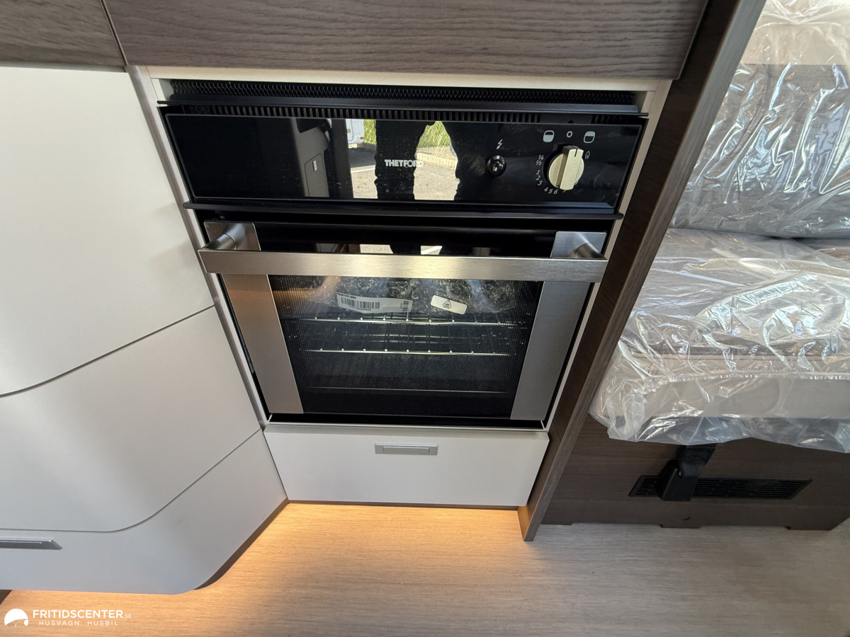 Adria SONIC SUPREME 700 DL /180 HK *INKOMMANDE*, bild 9 av 30