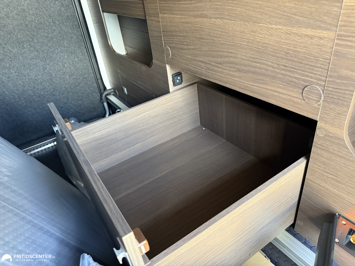 Adria SONIC SUPREME 700 DL /180 HK *INKOMMANDE*, bild 22 av 30
