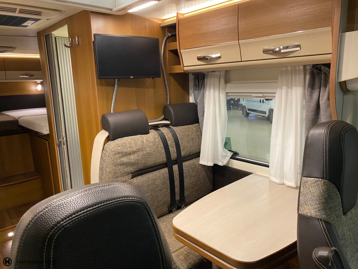 Knaus Van Ti 650 MEG, bild 7 av 17