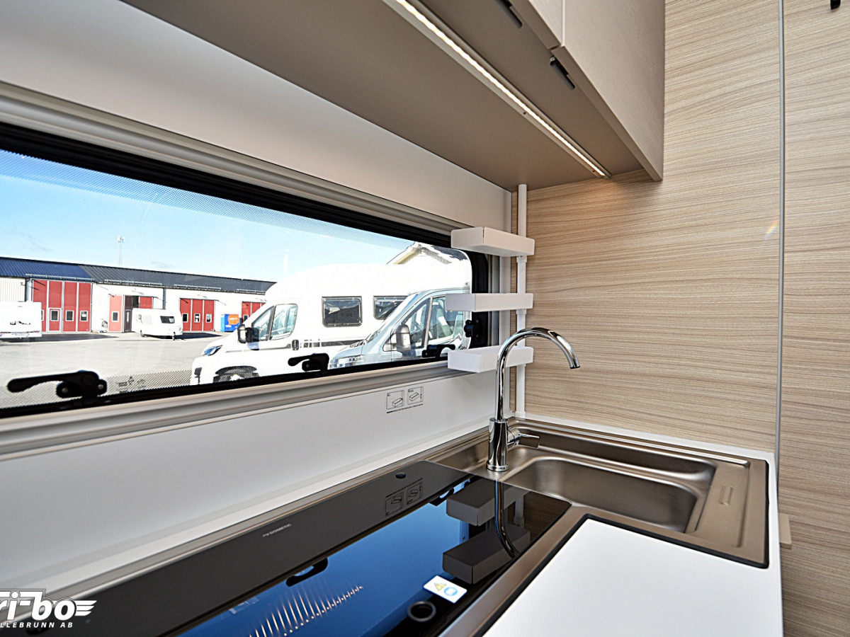 Adria 362 LH Altea, Långbäddar, bild 14 av 20