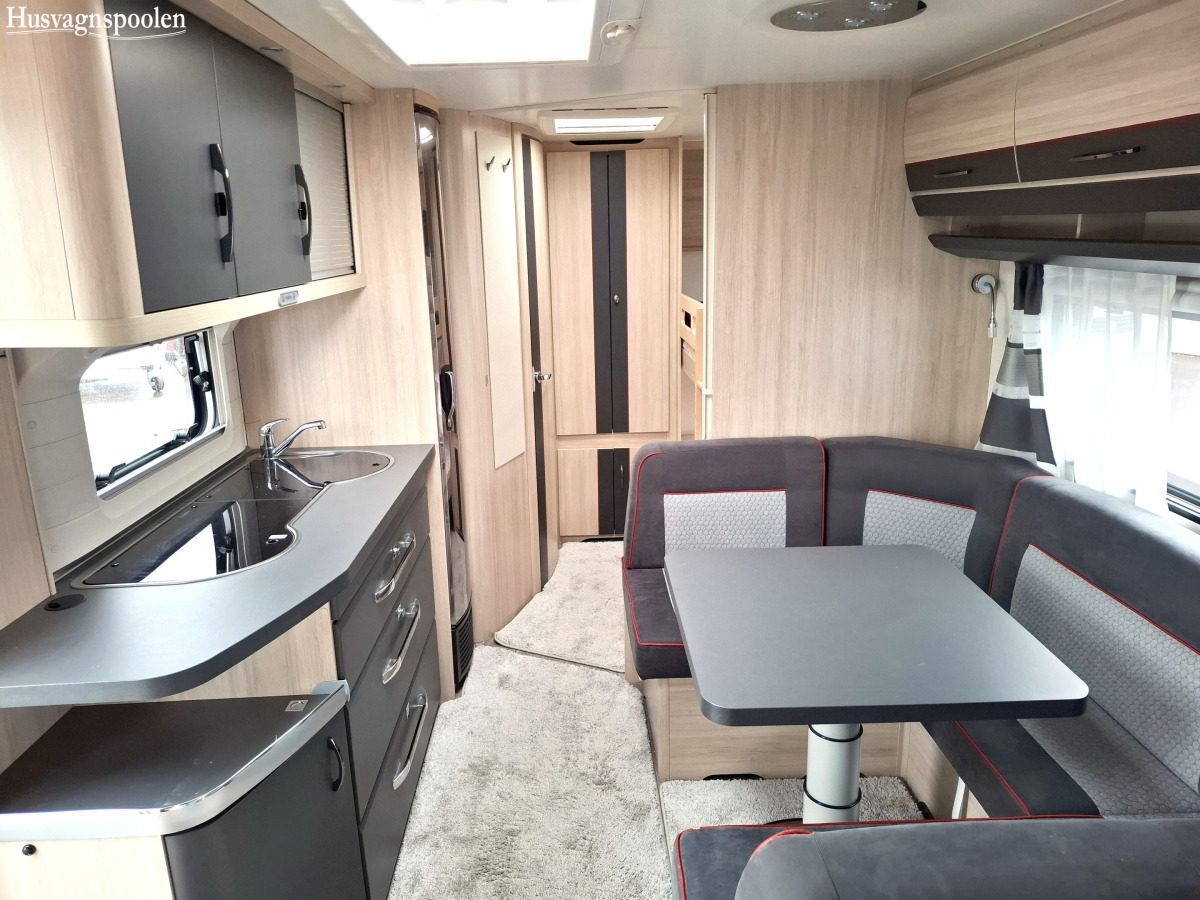 Hobby 545 KMF DE LUXE EDITION, Barnkammare, Alde, Ac, Micro, bild 5 av 10