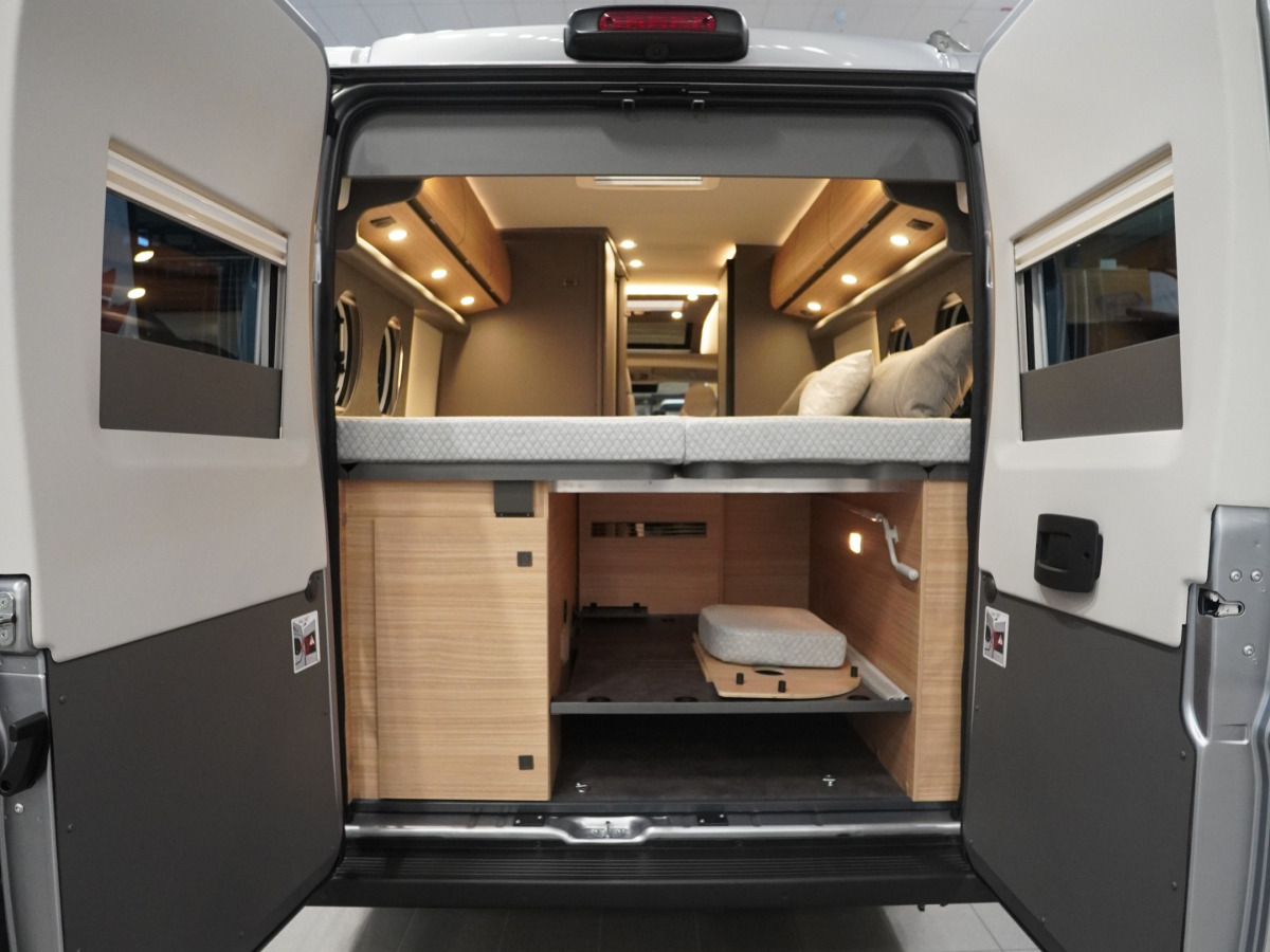 Malibu 640 LE GT Skyview, Stor kyl, Dieselpanna, 4000kg, bild 16 av 19