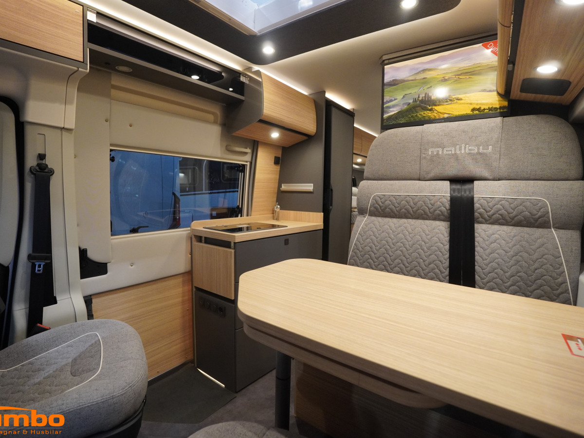 Malibu 640 LE GT Skyview, Stor kyl, Dieselpanna, 4000kg, bild 3 av 19