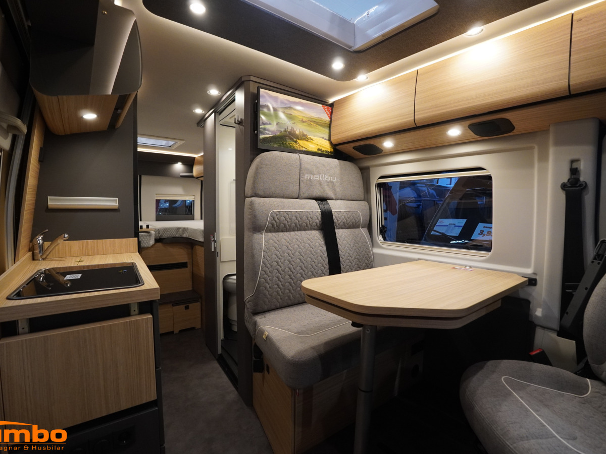 Malibu 640 LE GT Skyview, Stor kyl, Dieselpanna, 4000kg, bild 2 av 19