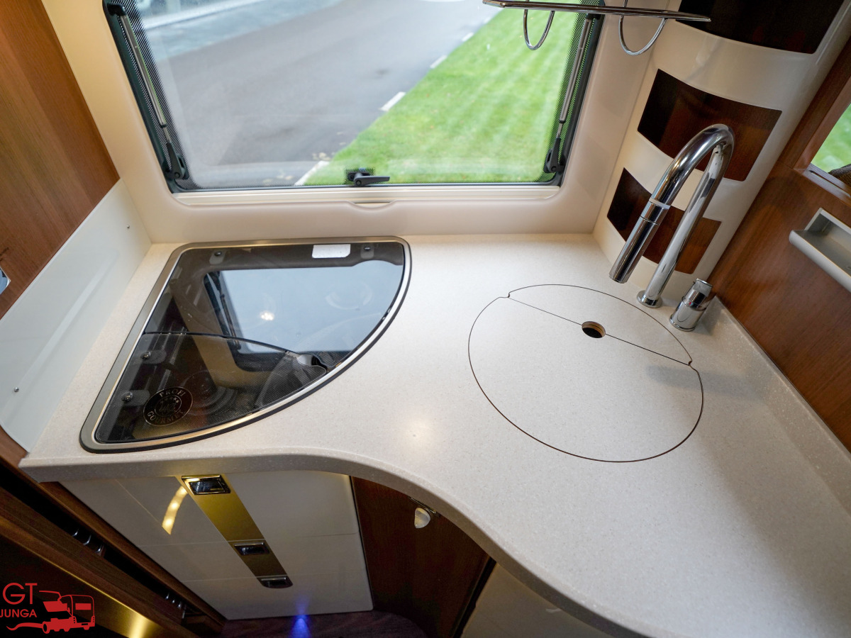 Carthago Chic E-Line I 51 Linerclass Långbäddar AC x2 I KAMPANJ, bild 11 av 46