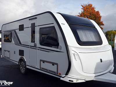 Knaus 590 UE Scandinavian Selection, Långbäddar