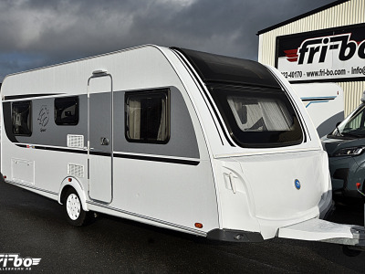 Knaus 540 UE Sport, Långbäddar