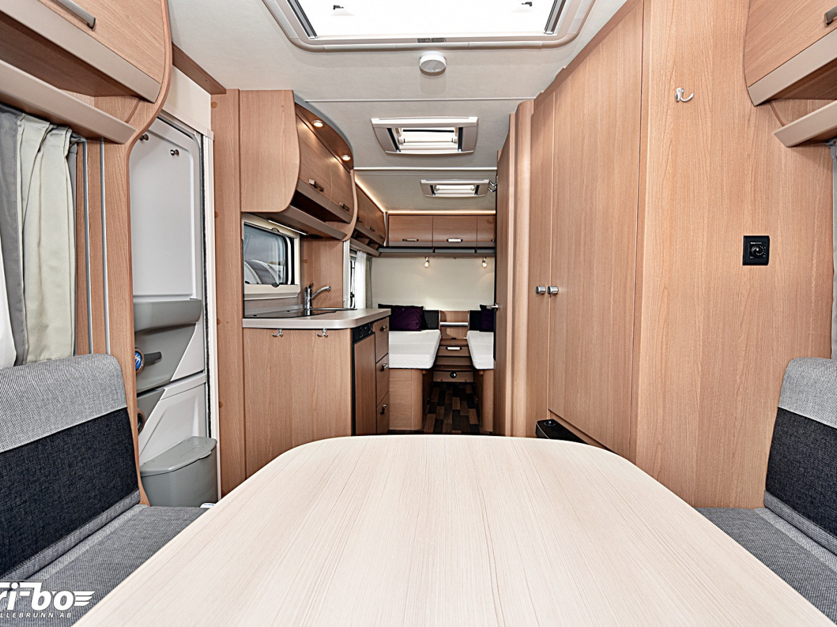 Knaus 540 UE Sport, Långbäddar, bild 9 av 27