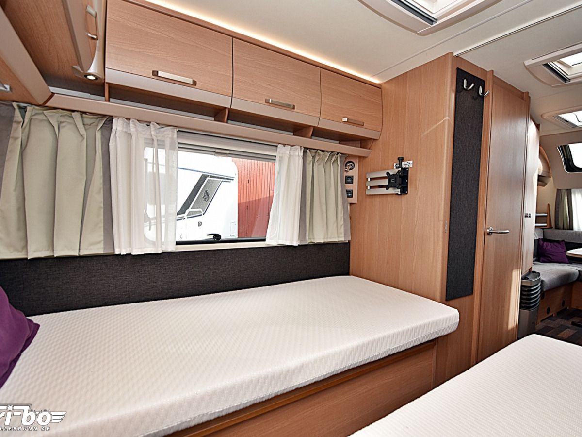 Knaus 540 UE Sport, Långbäddar, bild 16 av 27