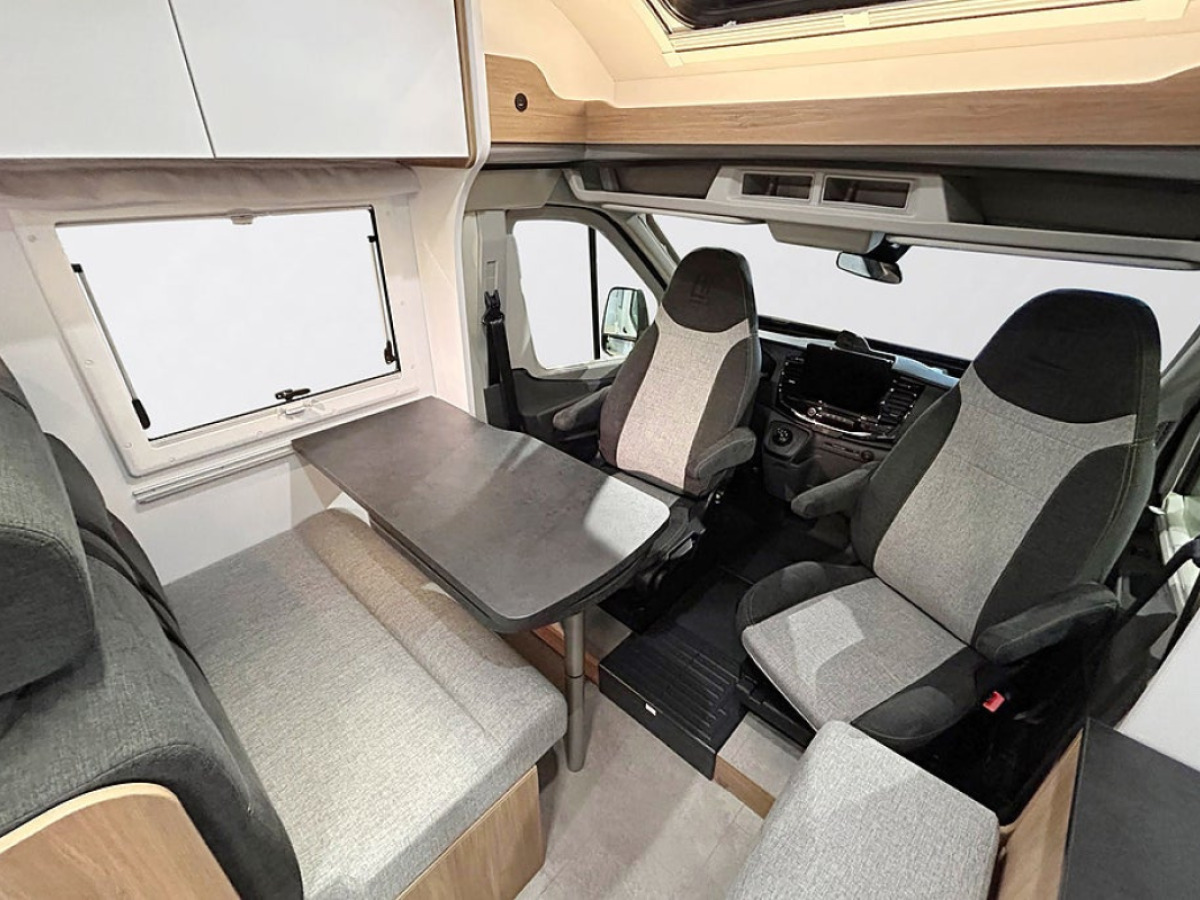 CHALLENGER S217 Graphite Edition 165 HK AUTOMAT Dieselvärmare Långbäddar, bild 5 av 41