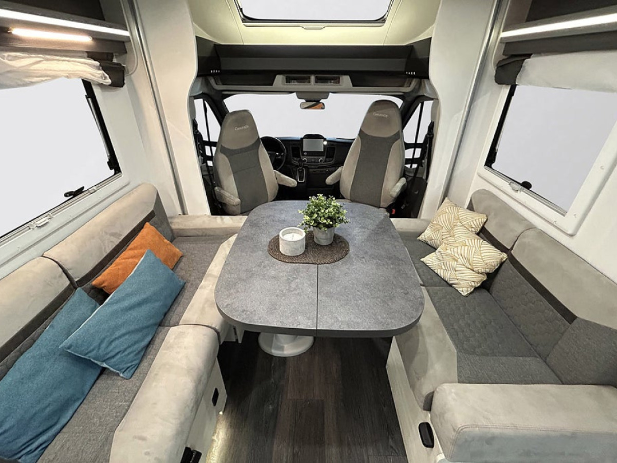 Chausson 720 170HK AUTOMAT 3500KG 6-BÄDDAR 5-Sits AC SOLCELL CYKELSTÄLL, bild 13 av 50