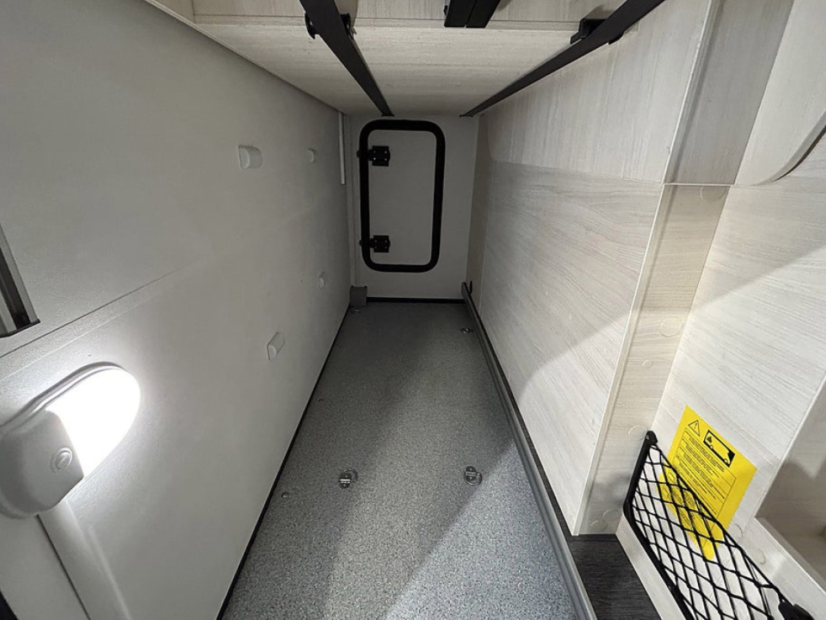 Chausson 720 170HK AUTOMAT 3500KG 6-BÄDDAR 5-Sits AC SOLCELL CYKELSTÄLL, bild 38 av 50
