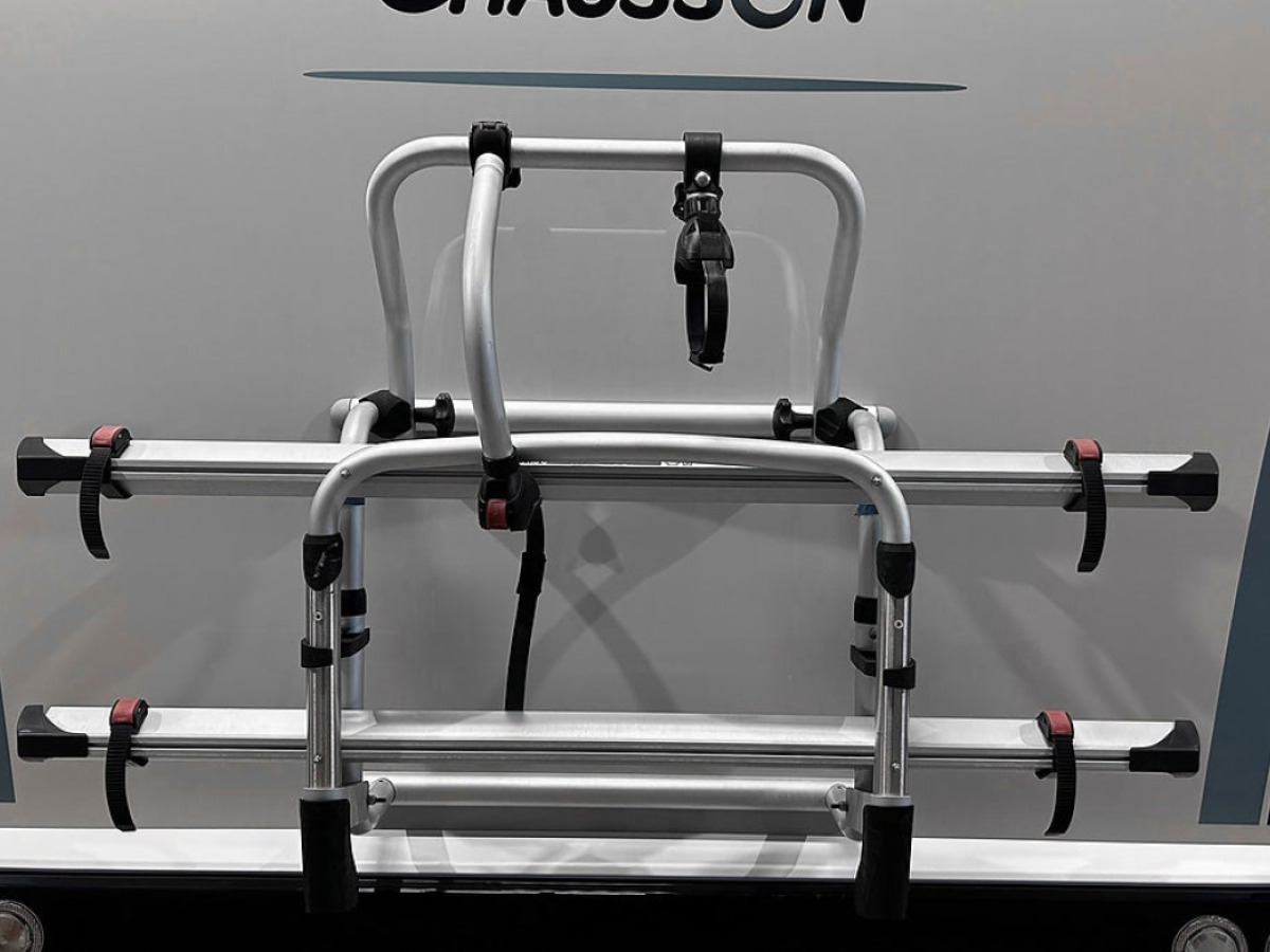 Chausson 720 170HK AUTOMAT 3500KG 6-BÄDDAR 5-Sits AC SOLCELL CYKELSTÄLL, bild 46 av 50