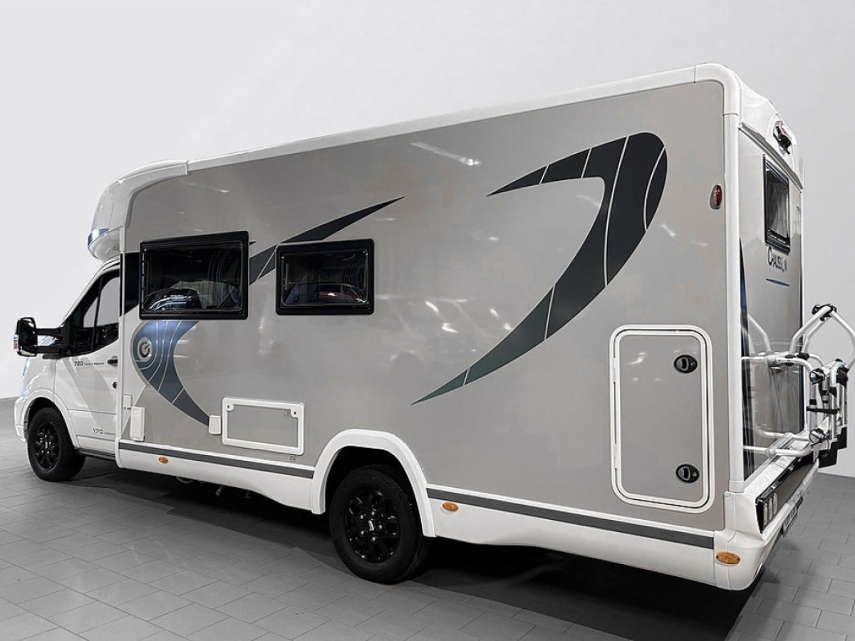 Chausson 720 170HK AUTOMAT 3500KG 6-BÄDDAR 5-Sits AC SOLCELL CYKELSTÄLL, bild 47 av 50