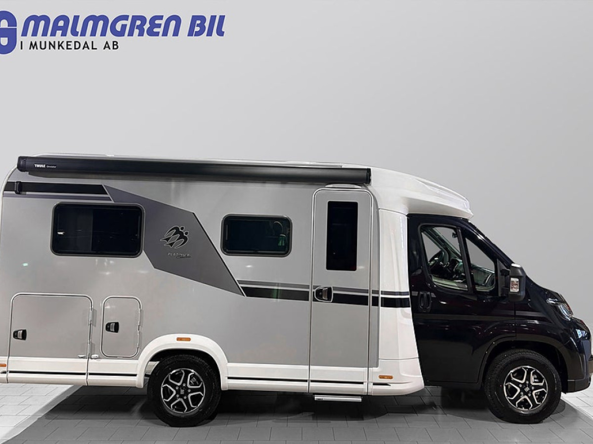 Knaus LVE TI PLATINUM SELECTION 590 MF AUTOMAT Franskbädd ADAPTIV Far, bild 2 av 44