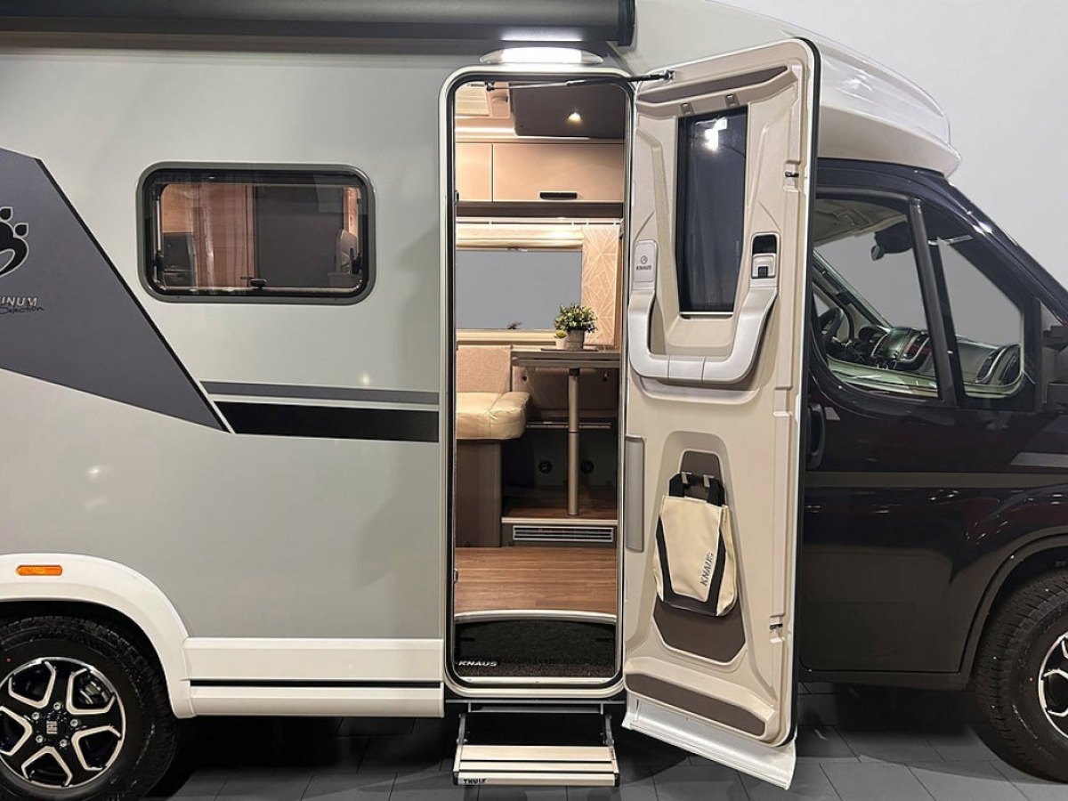Knaus LVE TI PLATINUM SELECTION 590 MF AUTOMAT Franskbädd ADAPTIV Far, bild 4 av 44