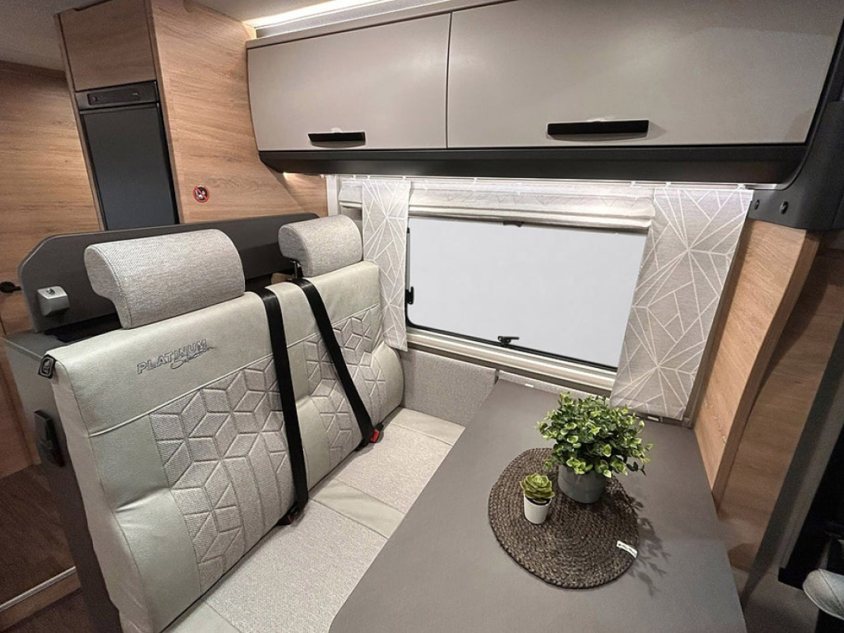 Knaus LVE TI PLATINUM SELECTION 590 MF AUTOMAT Franskbädd ADAPTIV Far, bild 8 av 44