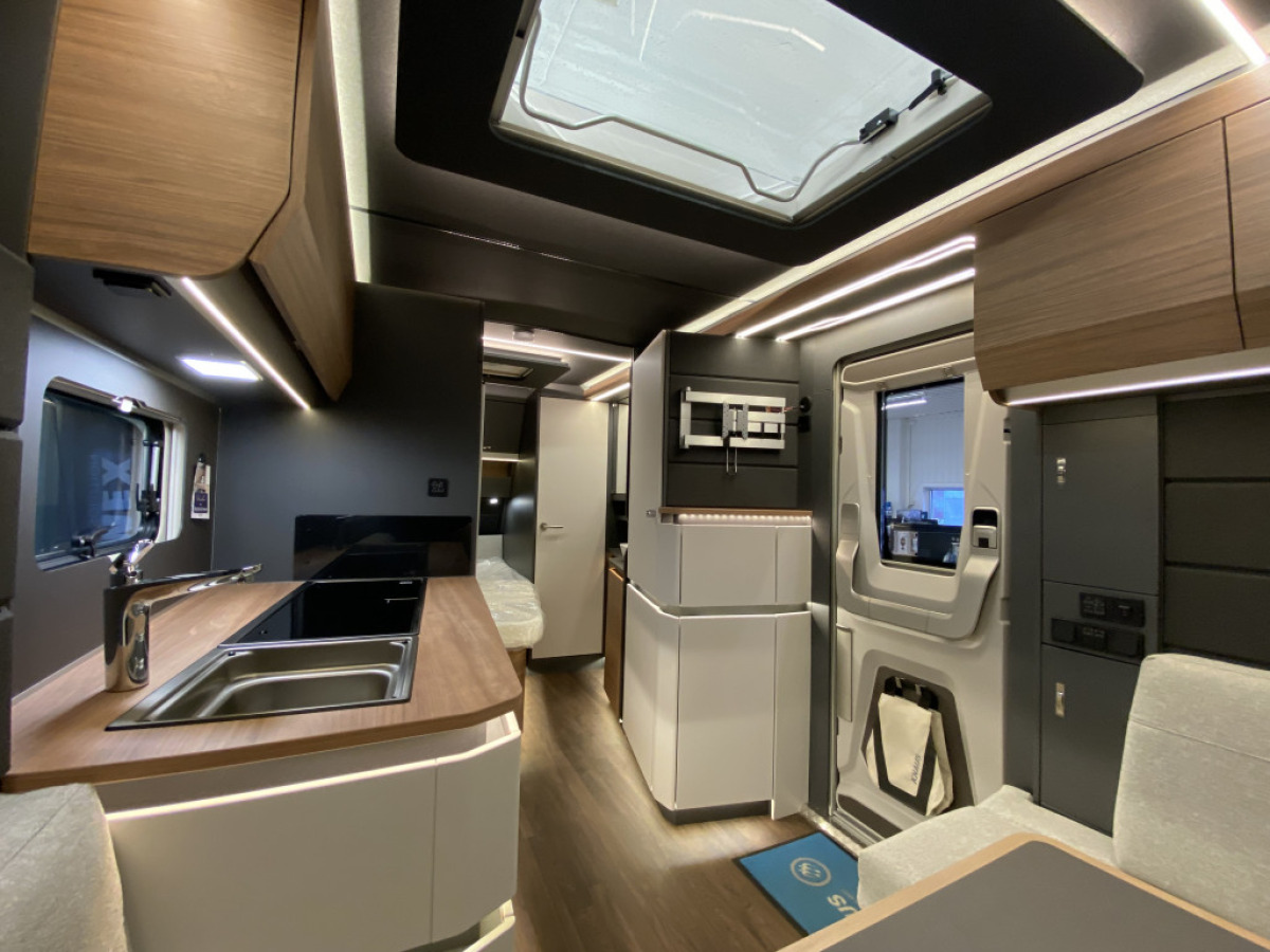 Knaus AZUR 500 FU Demo vagn, bild 11 av 21