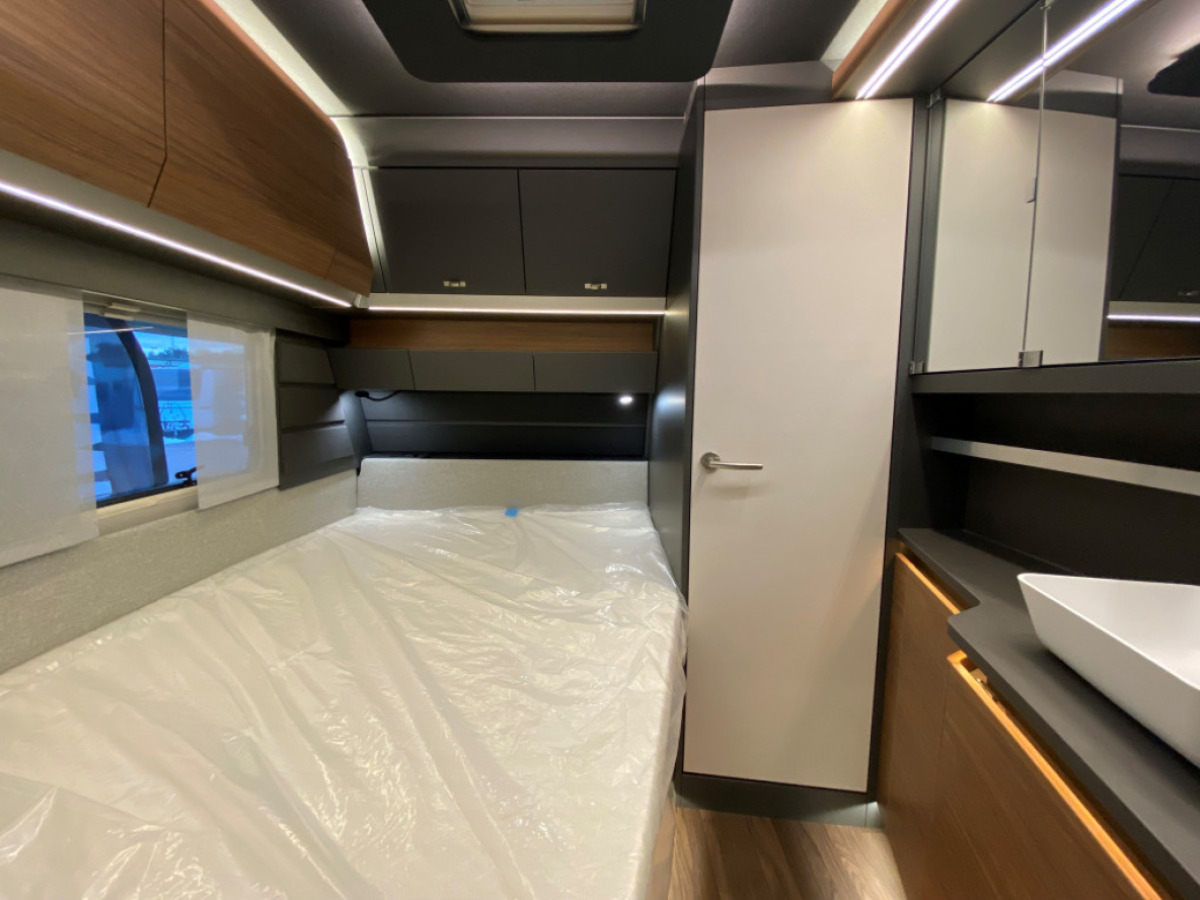 Knaus AZUR 500 FU Demo vagn, bild 14 av 21