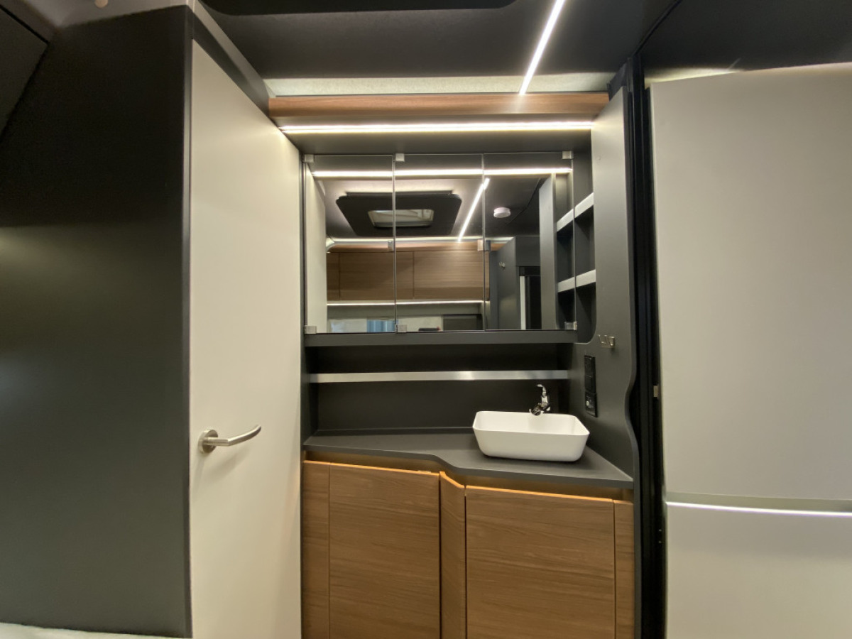 Knaus AZUR 500 FU Demo vagn, bild 16 av 21