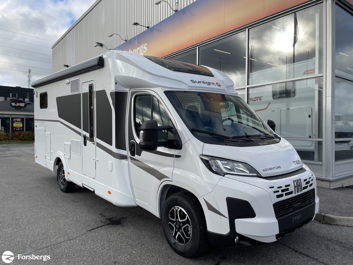 Sunlight T 68 Adventure - Adaptiv farthållare / 100 AH Litium / 100W Solcell / Dieselpanna med elpatron / Golvvärme / Isolerade tankar, bild 1 av 21