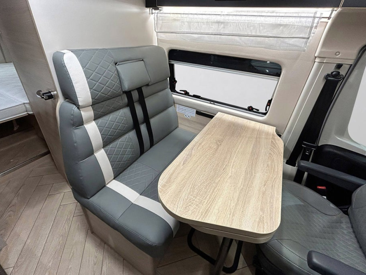 CHALLENGER V217 SPORT AUTOMAT Långbäddar DIESELVÄRMARE, bild 9 av 43