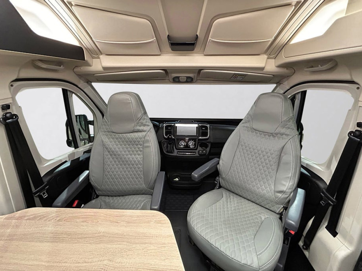 CHALLENGER V217 SPORT AUTOMAT Långbäddar DIESELVÄRMARE, bild 8 av 43