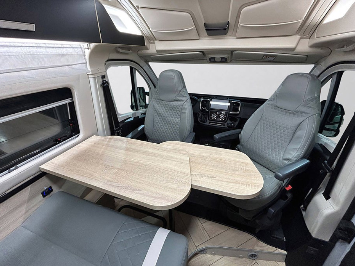 CHALLENGER V217 SPORT AUTOMAT Långbäddar DIESELVÄRMARE, bild 10 av 43