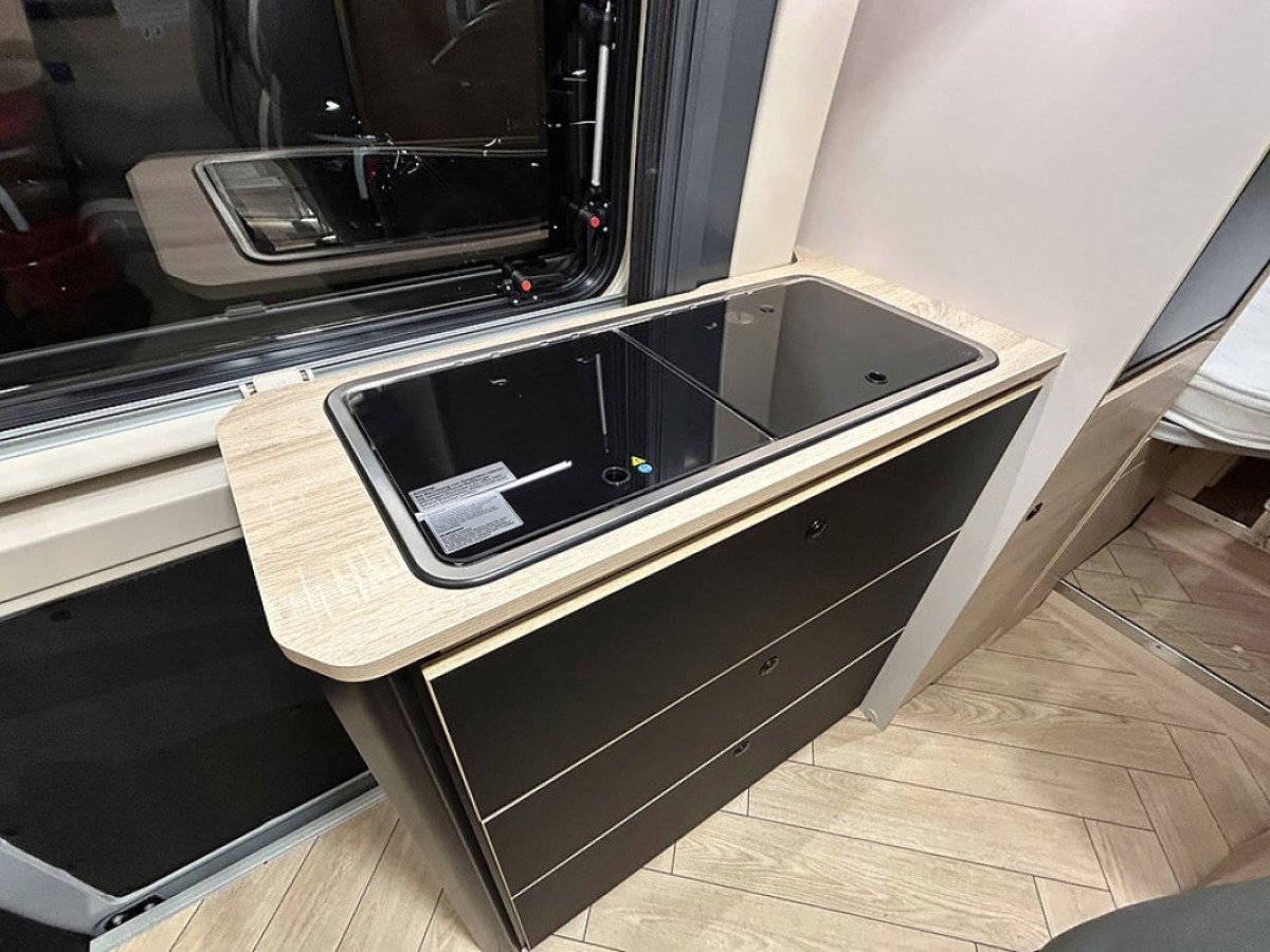 CHALLENGER V217 SPORT AUTOMAT Långbäddar DIESELVÄRMARE, bild 12 av 43