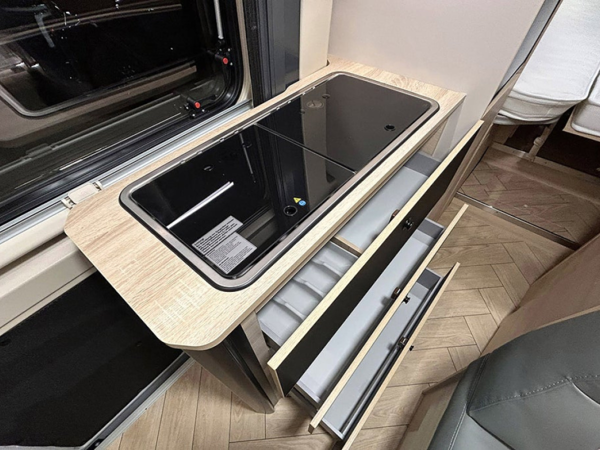 CHALLENGER V217 SPORT AUTOMAT Långbäddar DIESELVÄRMARE, bild 16 av 43