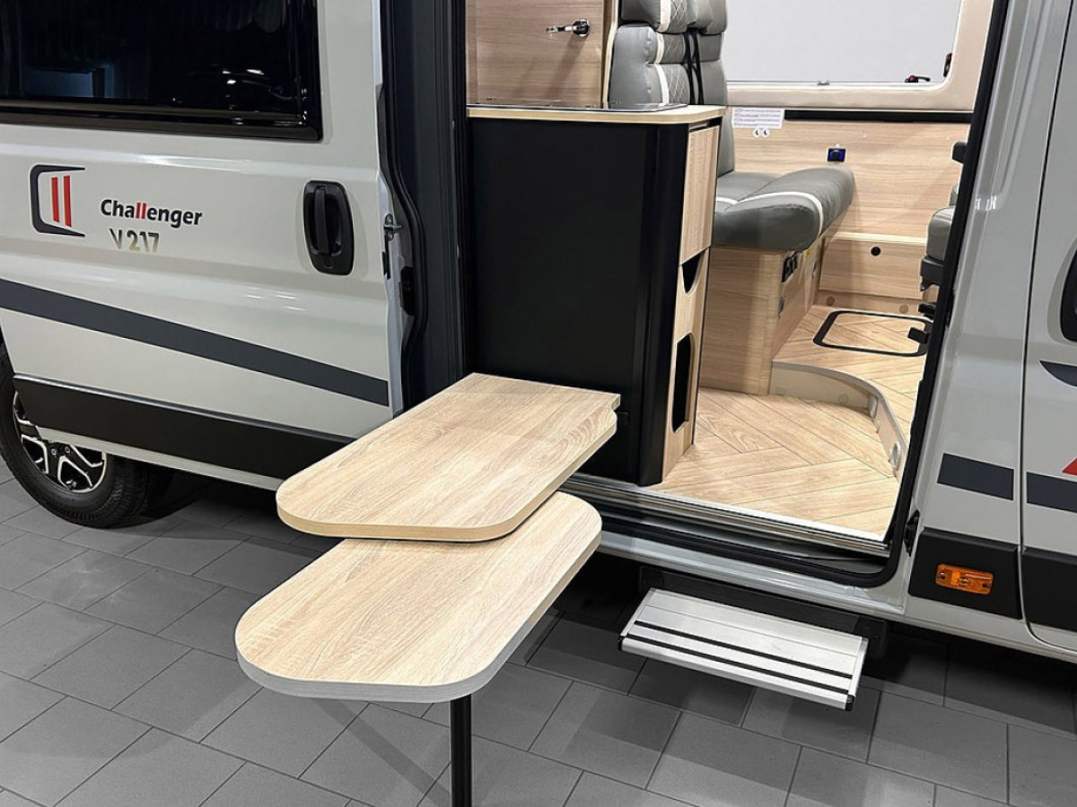 CHALLENGER V217 SPORT AUTOMAT Långbäddar DIESELVÄRMARE, bild 30 av 43