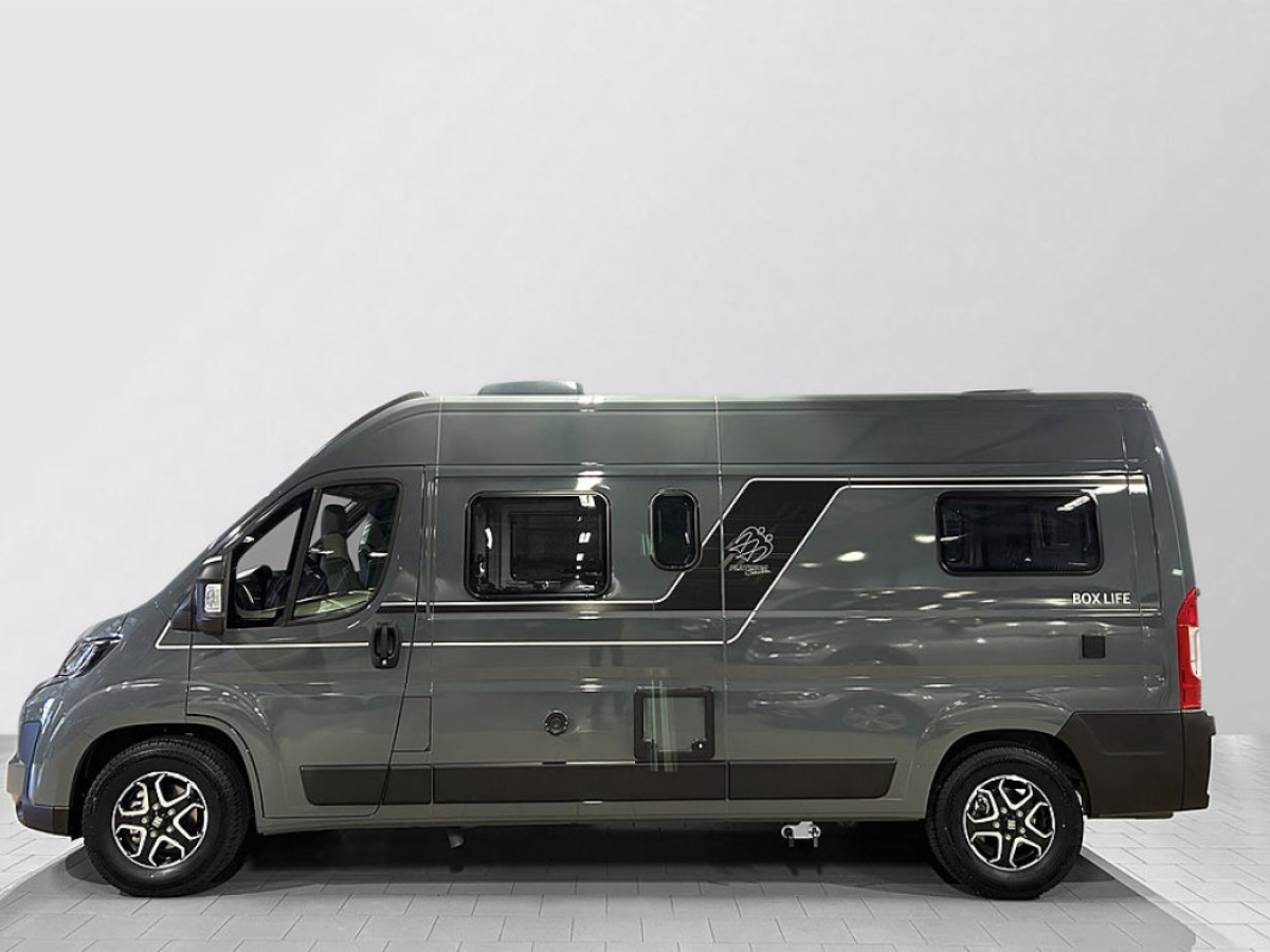 Knaus BOXLIFE 600 ME AUTOMAT ADAPTIV FARTHÅLLARE LÅNGBÄDDAR, bild 2 av 36