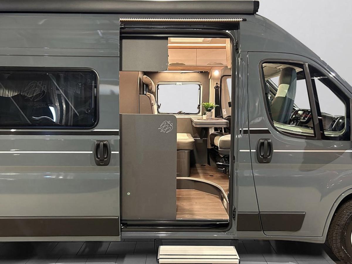 Knaus BOXLIFE 600 ME AUTOMAT ADAPTIV FARTHÅLLARE LÅNGBÄDDAR, bild 4 av 36