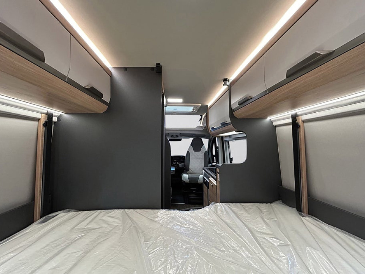 Knaus BOXLIFE 600 ME AUTOMAT ADAPTIV FARTHÅLLARE LÅNGBÄDDAR, bild 23 av 36