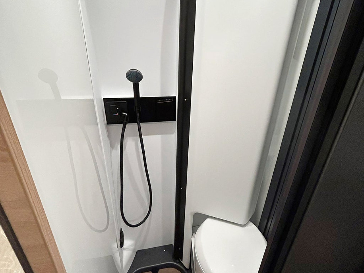Knaus BOXLIFE 600 ME AUTOMAT ADAPTIV FARTHÅLLARE LÅNGBÄDDAR, bild 16 av 36