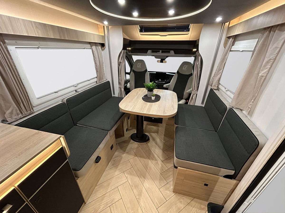 CHALLENGER 260 Graphite Edition 165hk AUT STOR FACE-TO-FACE Sittgrupp, bild 5 av 27
