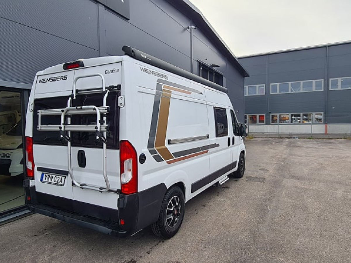 Weinsberg 600 K Carabus Våningsäng, Automat, 12v takfläkt, bild 2 av 15