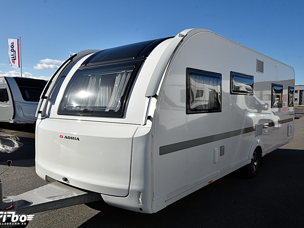 Adria 613 UT Adora, Queenbed, bild 18 av 18