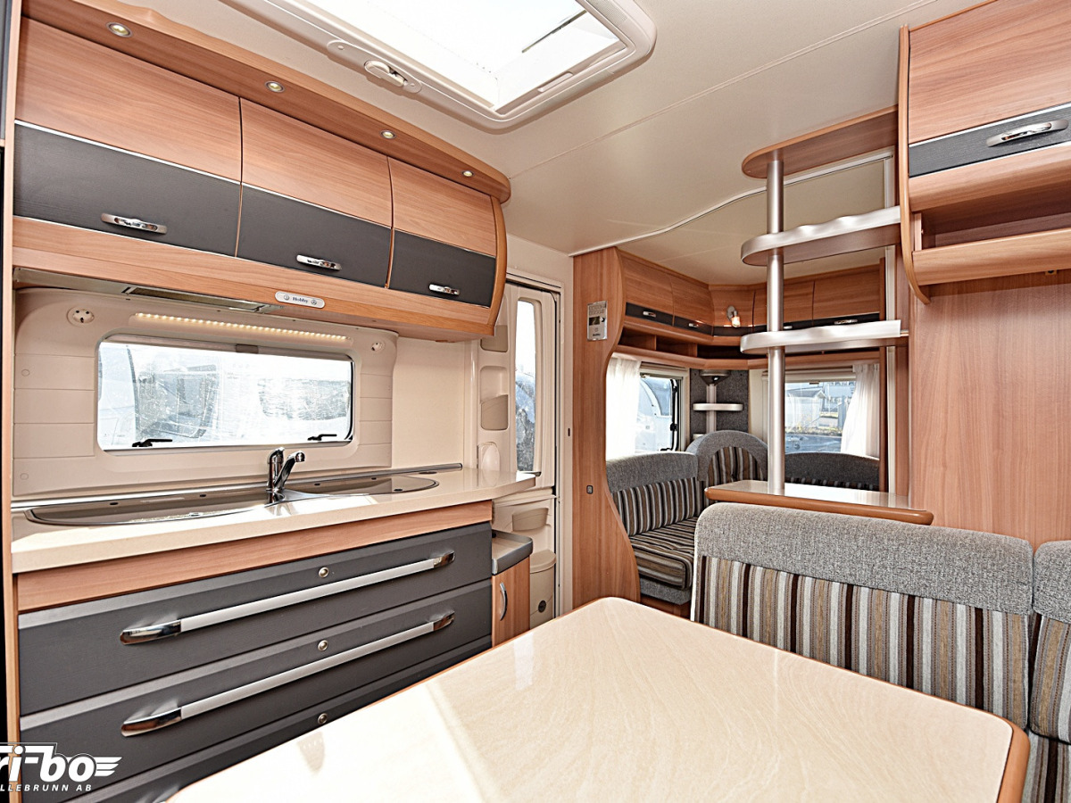 Hobby 650 KMFE De Luxe, Barnkammare, bild 18 av 26
