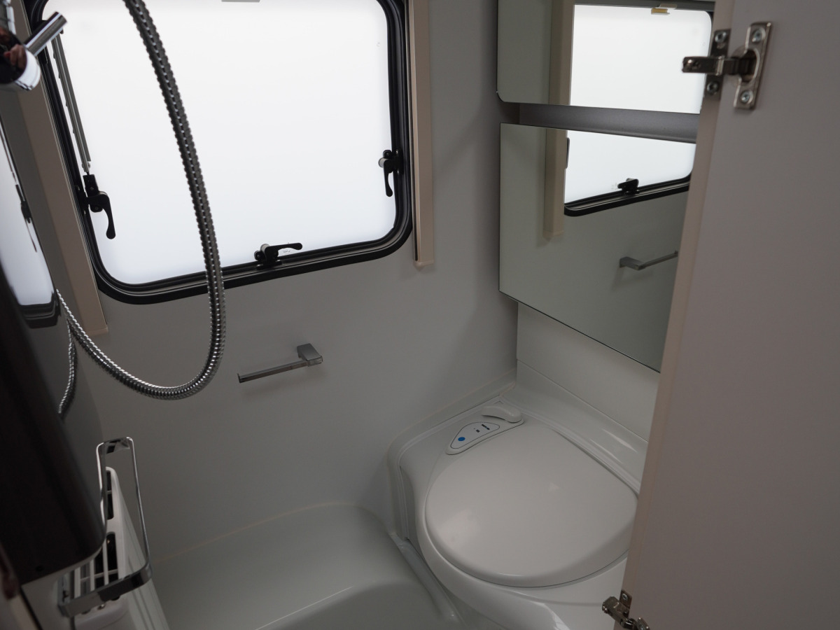 Adria ADORA 613 UL, bild 15 av 20