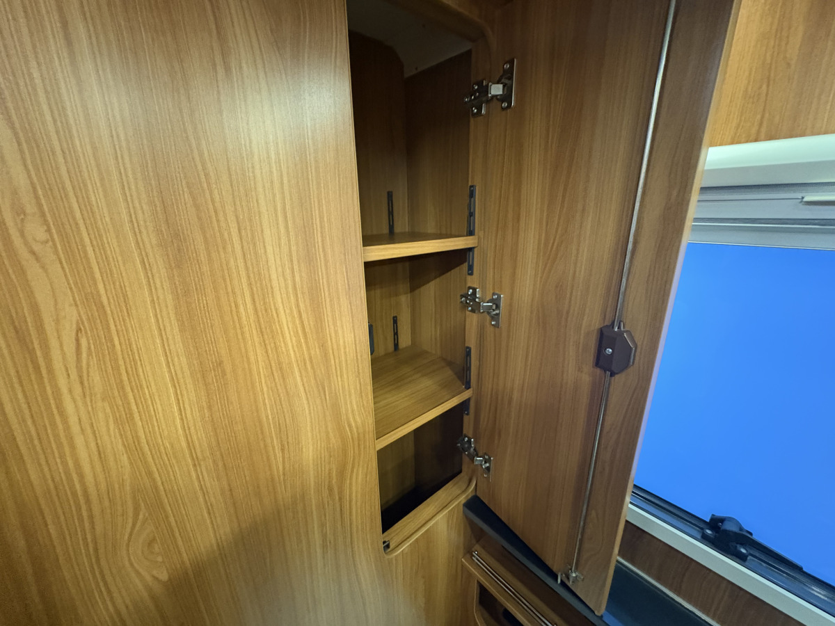 Dethleffs XL-I 7850, bild 15 av 18