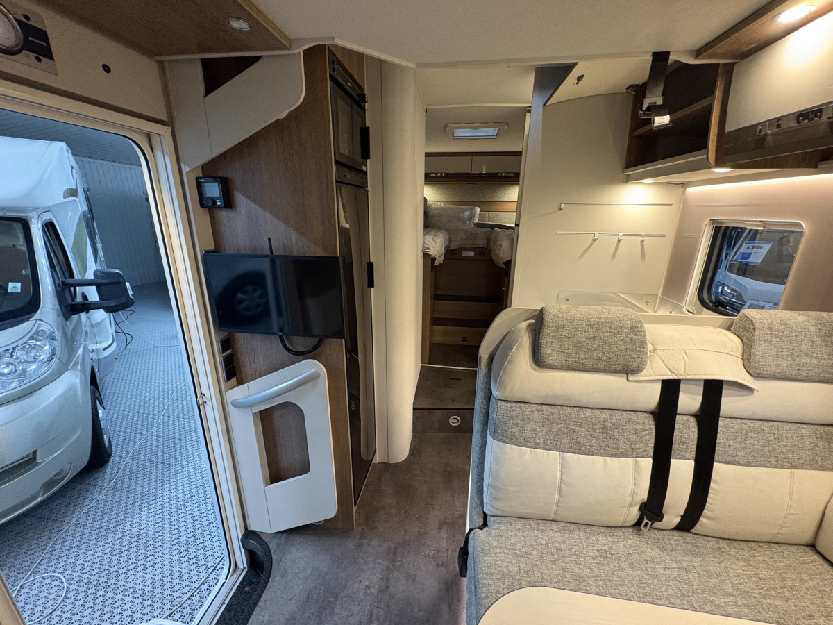 Dethleffs TREND T 7057, bild 8 av 18