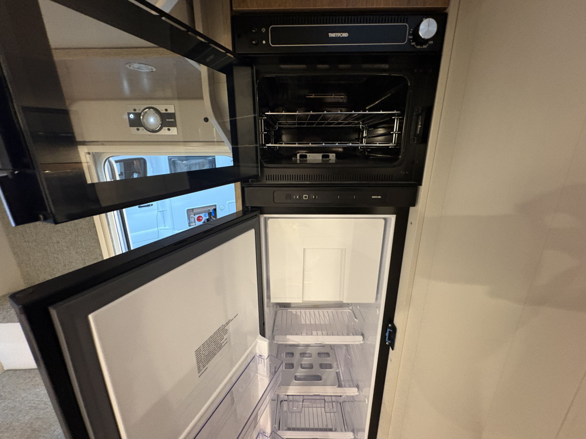 Dethleffs TREND T 7057, bild 12 av 18