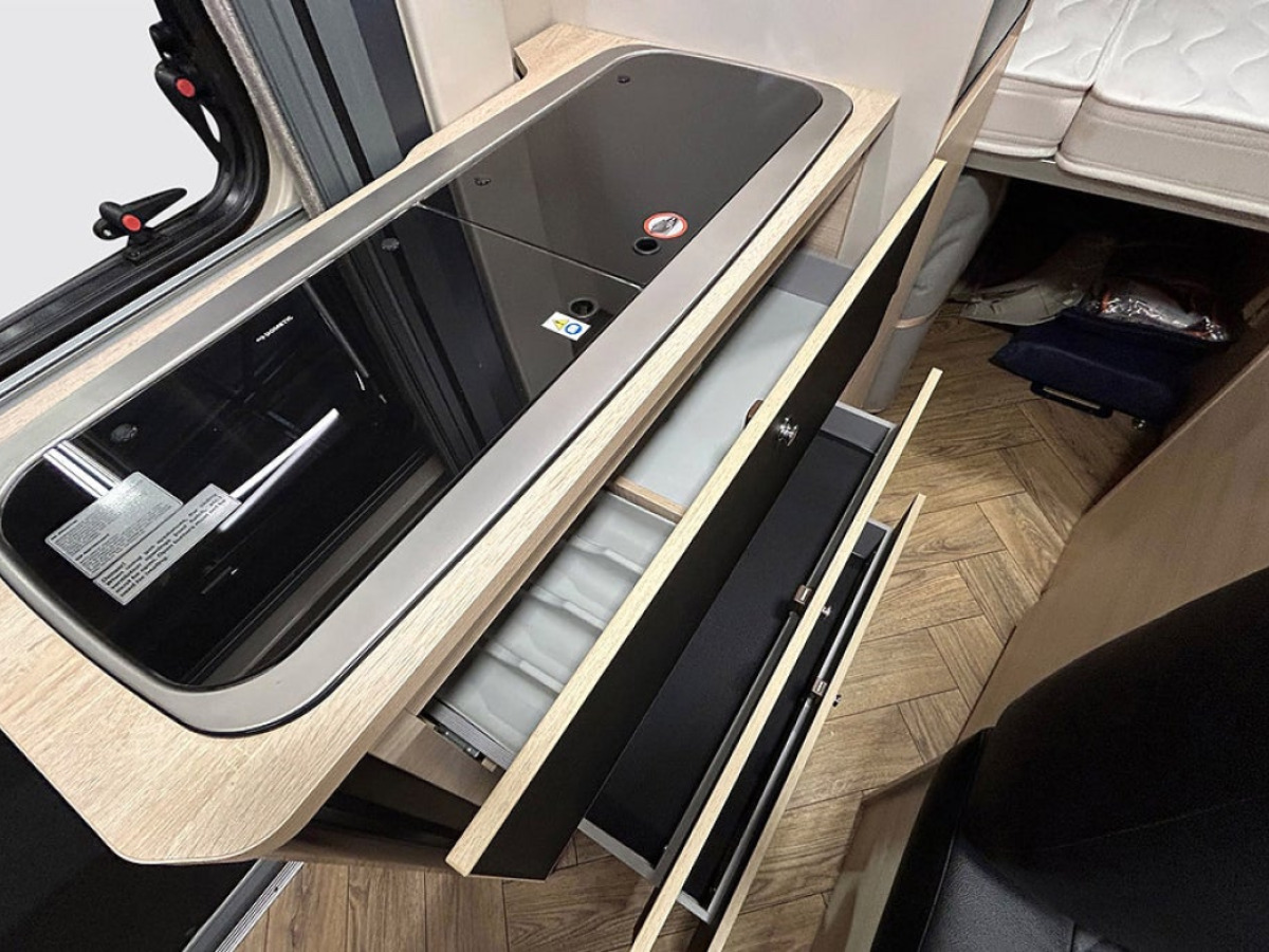 CHALLENGER V114 SPORT AUTOMAT 599 Litium SOLCELL Dragkrok, bild 12 av 41