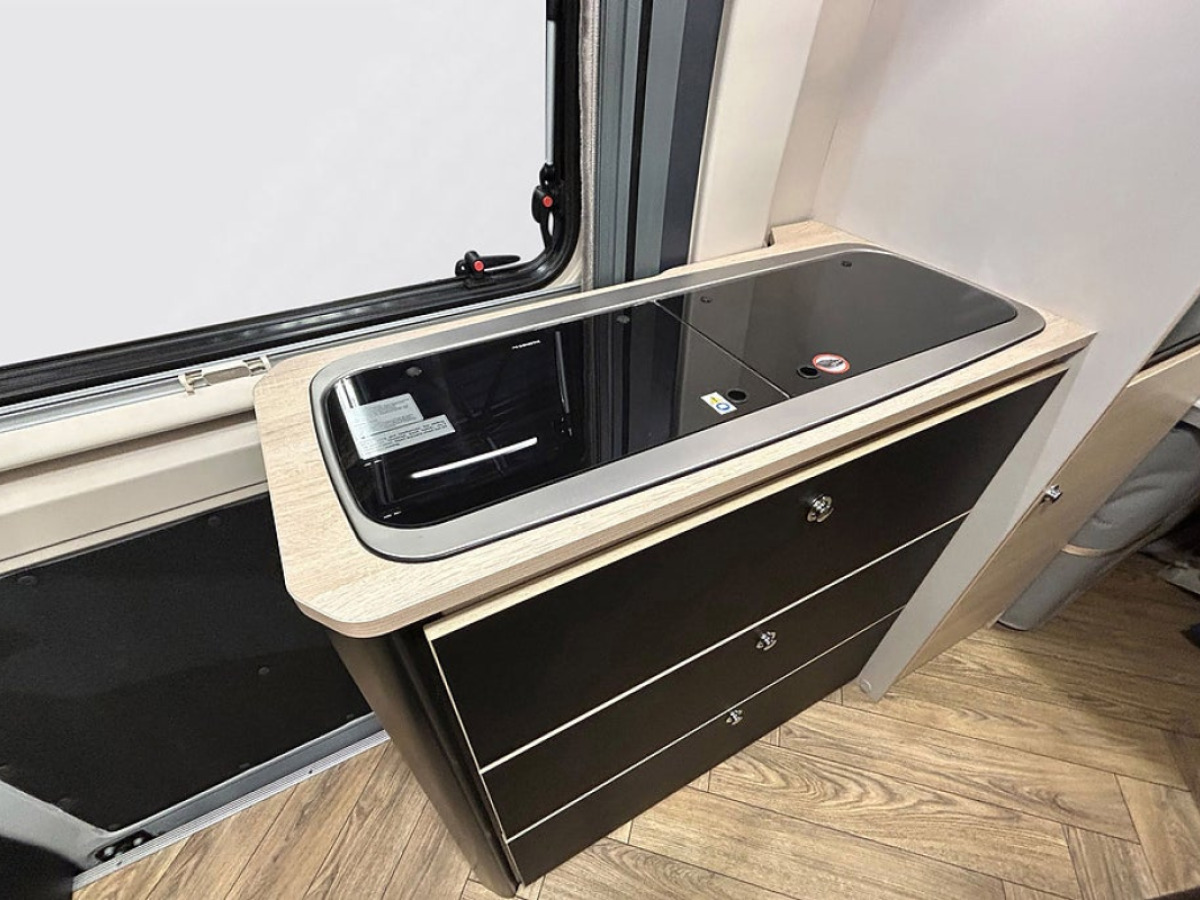 CHALLENGER V114 SPORT AUTOMAT 599 Litium SOLCELL Dragkrok, bild 11 av 41